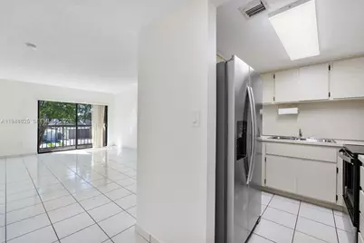 995 SW 84th Ave #223, Miami, FL 33144 - Photo 9
