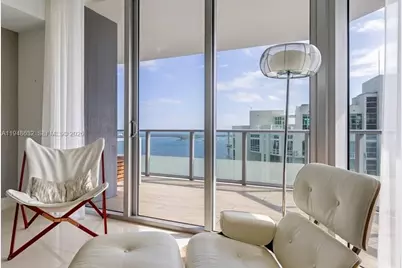 1300 Brickell Bay Dr #2803, Miami, FL 33131 - Photo 1