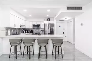 600 Three Islands Boulevard, Hallandale Beach, FL 33009 - Photo 5