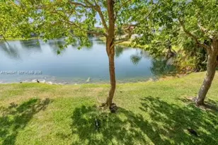 15430 SW 82nd Ln, Miami, FL 33193 - Photo 3