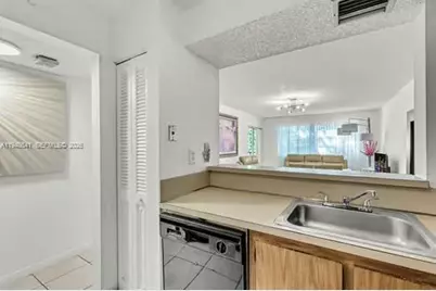 15430 SW 82nd Ln #625, Miami, FL 33193 - Photo 11
