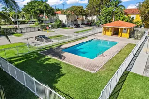 18241 SW 108th Pl, Miami, FL 33157 - Photo 9