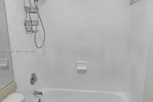 7475 W 22nd Ave, Hialeah, FL 33016 - Photo 9