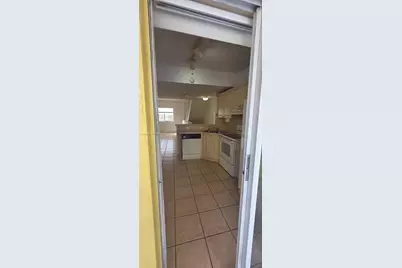 7475 W 22nd Ave #206, Hialeah, FL 33016 - Photo 25