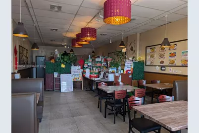 7373 NW 36th St, Miami, FL 33166 - Photo 11