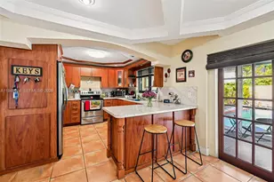 10365 SW 11th Terrace, Miami, FL 33174 - Photo 9