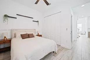 622 SW 147th Ter, Pembroke Pines, FL 33027 - Photo 17
