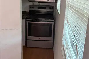 2247 Simms St, Hollywood, FL 33020 - Photo 5