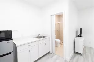 16201 SW 144th Ct, Miami, FL 33177 - Photo 21