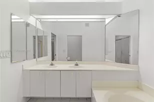 10168 Lombardy Dr, Tamarac, FL 33321 - Photo 17