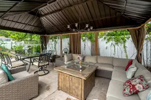 4017 Monroe St, Hollywood, FL 33021 - Photo 13