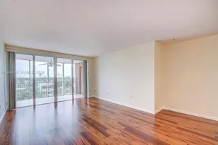 1780 NE 191st St, Miami, FL 33179 - Photo 19