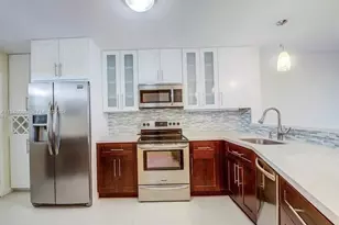 1780 NE 191st St, Miami, FL 33179 - Photo 11