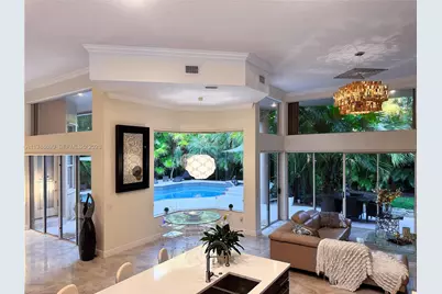375 Sabal Way, Weston, FL 33326 - Photo 5
