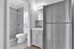 74 NW 2nd St, Homestead, FL 33030 - Photo 15