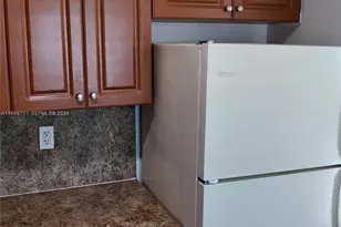 10820 SW 200th Dr, Cutler Bay, FL 33157 - Photo 3