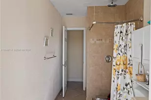 6408 Pierce St, Hollywood, FL 33024 - Photo 15