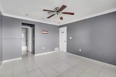 8851 NW 119th St #4414, Hialeah Gardens, FL 33018 - Photo 9