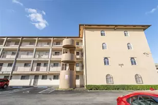 8851 NW 119th St, Hialeah Gardens, FL 33018 - Photo 17