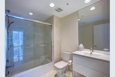 [Address not provided], North Miami Beach, FL 33160 - Photo 15