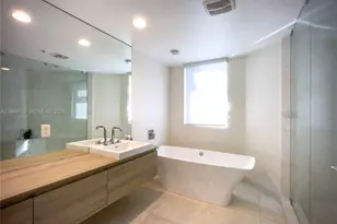 [Address not provided], North Miami Beach, FL 33160 - Photo 23