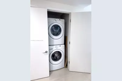 [Address not provided], North Miami Beach, FL 33160 - Photo 29