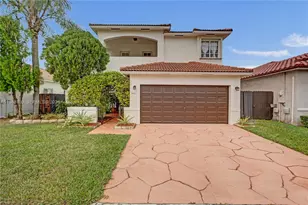 5502 SW 162nd Pl, Miami, FL 33185 - Photo 1