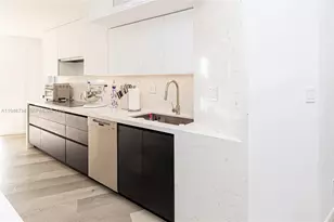 3180 S Ocean Dr, Hallandale Beach, FL 33009 - Photo 3