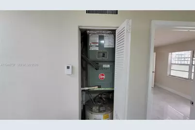 13240 Port Said Rd #4, Opa Locka, FL 33054 - Photo 9