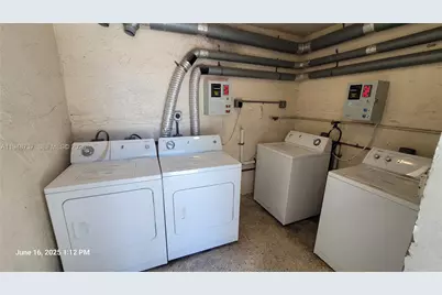 13240 Port Said Rd #4, Opa Locka, FL 33054 - Photo 23