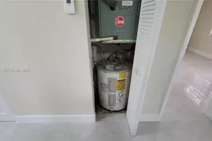 13240 Port Said Rd, Opa-Locka, FL 33054 - Photo 9