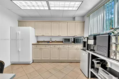 7665 Davie Road Ext, Davie, FL 33024 - Photo 33