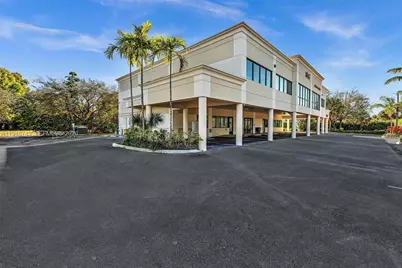 7665 Davie Road Ext, Davie, FL 33024 - Photo 9