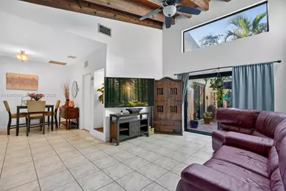 9770 NW 15th St #293, Pembroke Pines, FL 33024 - Photo 11