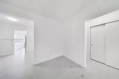 6930 Rue Versailles #10, Miami Beach, FL 33141 - Photo 15