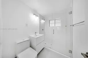 6930 Rue Versailles, Miami Beach, FL 33141 - Photo 9