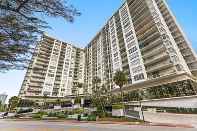 4101 Pine Tree Dr #1420, Miami Beach, FL 33140 - Photo 13