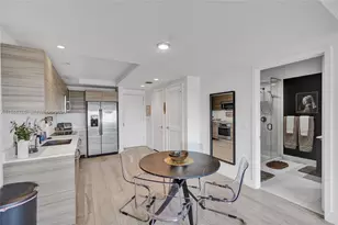 121 NE 34th St, Miami, FL 33137 - Photo 15