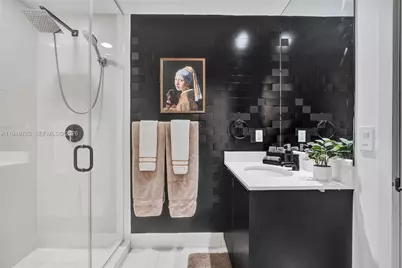 121 NE 34th St #910, Miami, FL 33137 - Photo 41