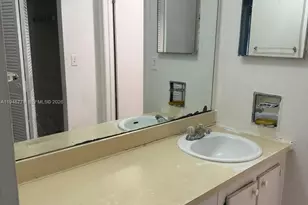 16751 NE 9th Ave, North Miami Beach, FL 33162 - Photo 13