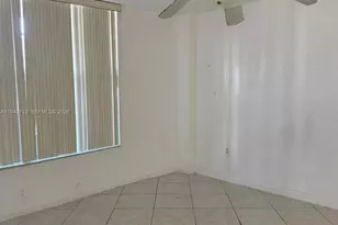 16751 NE 9th Ave, North Miami Beach, FL 33162 - Photo 15