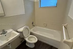 844 NW 18th Ave, Fort Lauderdale, FL 33311 - Photo 9