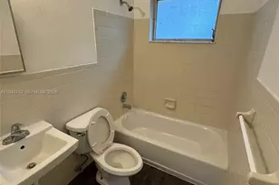 844 NW 18th Ave, Fort Lauderdale, FL 33311 - Photo 7