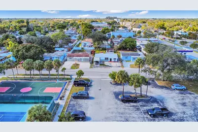 1311 SW 33rd Ter, Fort Lauderdale, FL 33312 - Photo 29