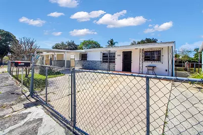 1311 SW 33rd Ter, Fort Lauderdale, FL 33312 - Photo 11