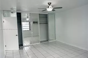 919 Michigan Ave, Miami Beach, FL 33139 - Photo 11