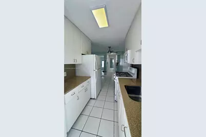 919 Michigan Ave #2, Miami Beach, FL 33139 - Photo 5