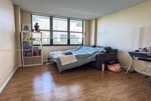 10101 E Bay Harbor Dr, Bay Harbor Islands, FL 33154 - Photo 11