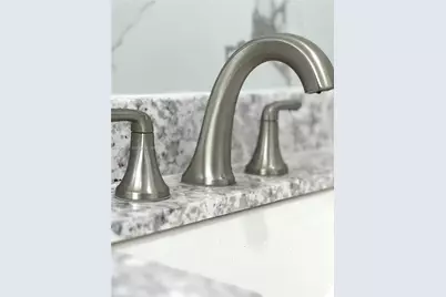 2710 N 72nd Ave #B, Hollywood, FL 33024 - Photo 11