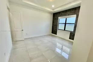 17324 SW 41st St, Miramar, FL 33029 - Photo 11